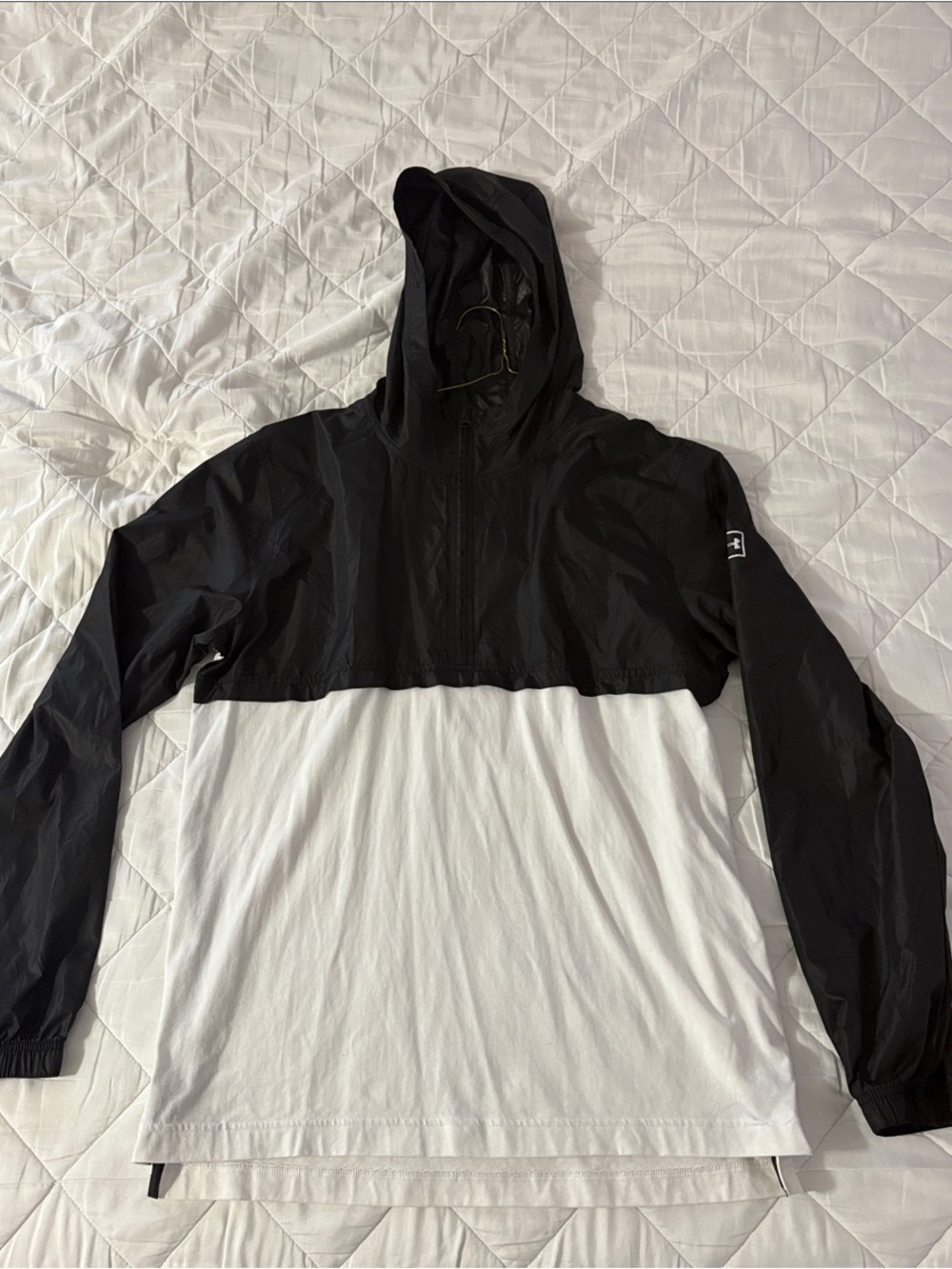 Under Armour Black and White Hooded Windbreaker Pullover - Men's